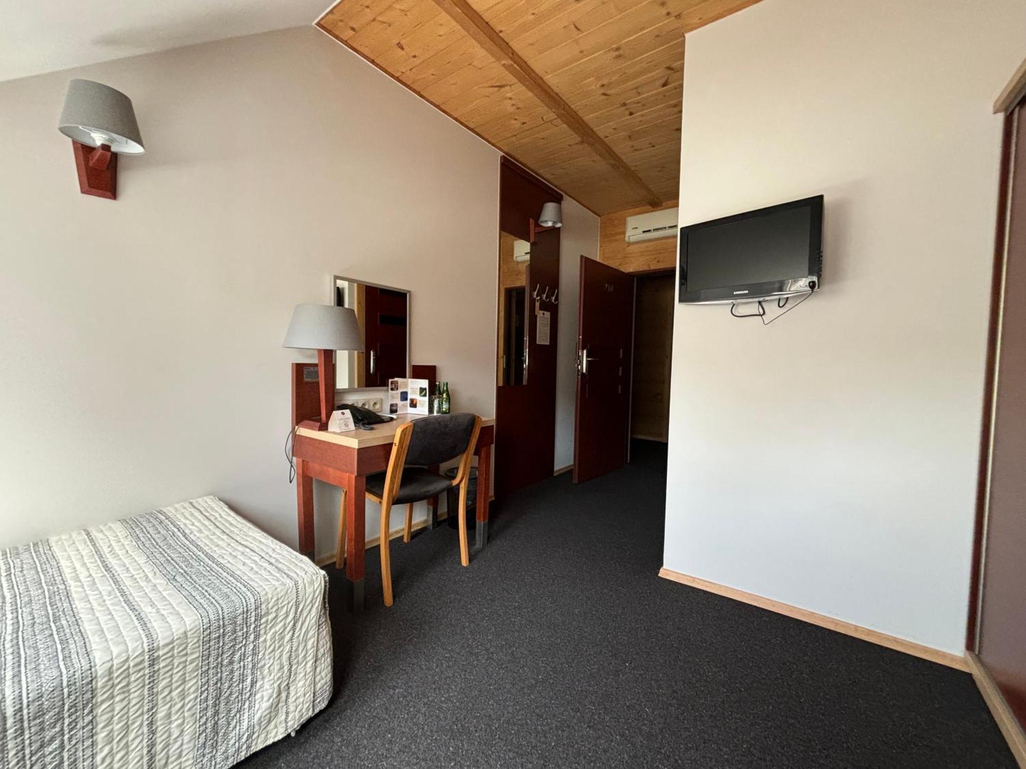 Hotel 365 Kielce Dış mekan fotoğraf
